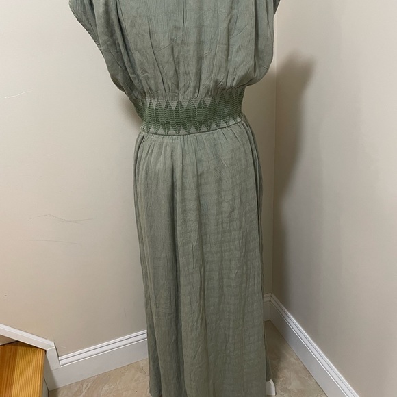 NEW Free People Devon Maxi Dress Seagrass M
-new with out tag - Picture 7 of 10